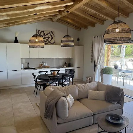 Villa La Bergerie De Clia *